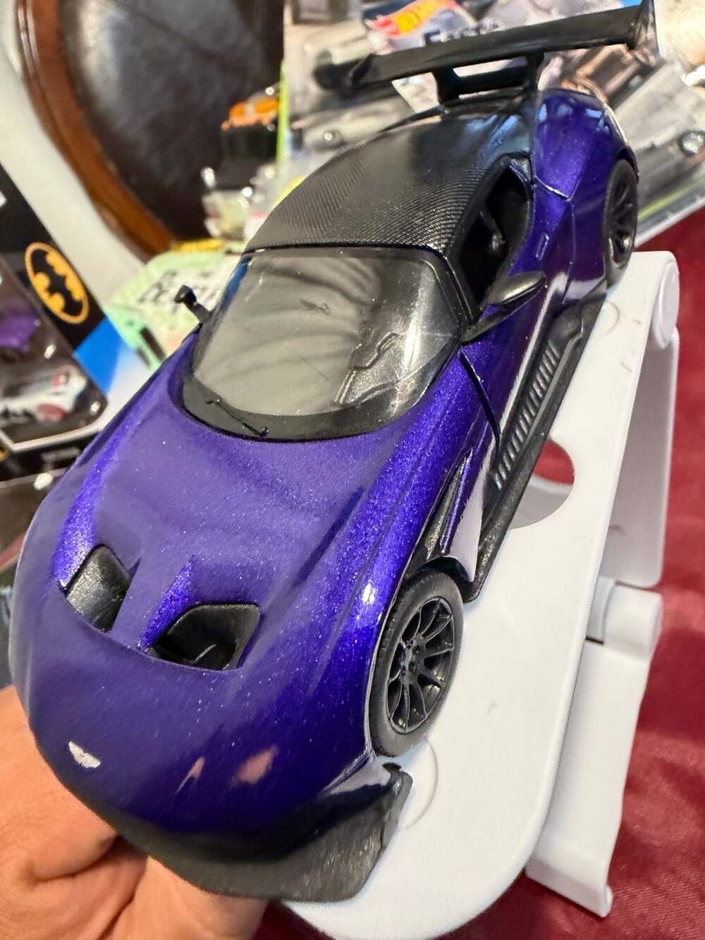 Kinsmart Aston Martin Vulcan Diecast Model Toy Car 1:38 Scale Purple